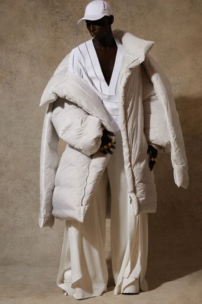 Look 30